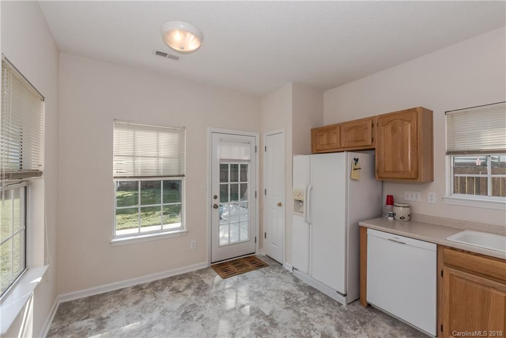 12204 Old Timber Road Charlotte, NC 28269 - Photo 12 of 23 Gallery Image 12