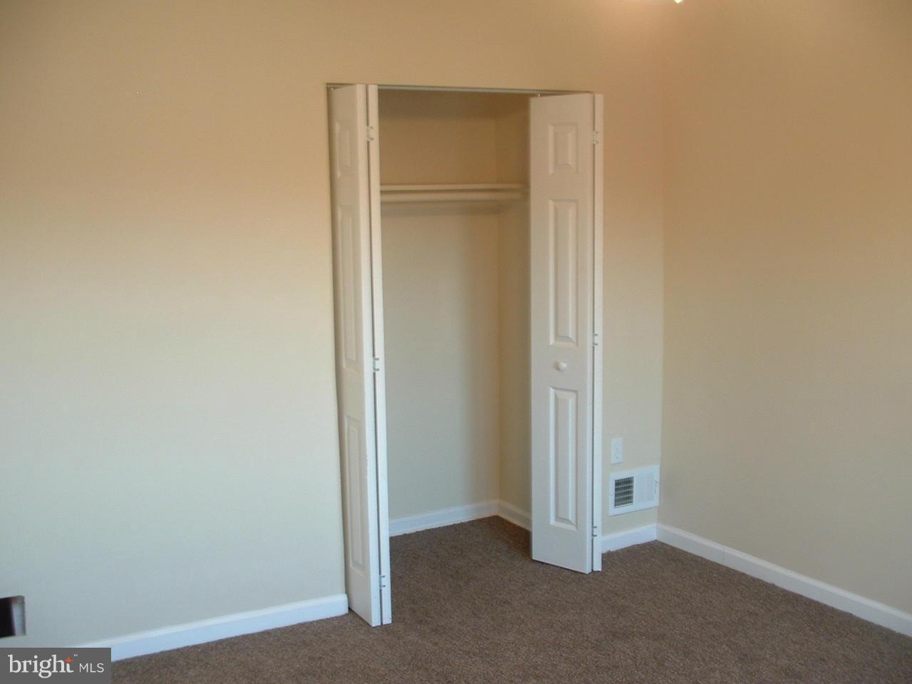 229 Southeastern Court Baltimore, MD 21221 - Photo 22 of 26 Bedroom