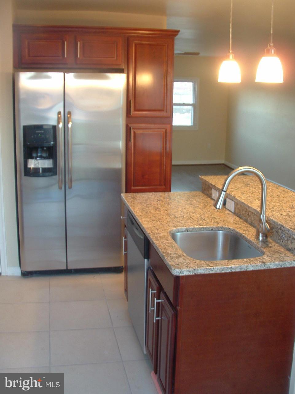 229 Southeastern Court Baltimore, MD 21221 - Photo 6 of 26 Kitchen