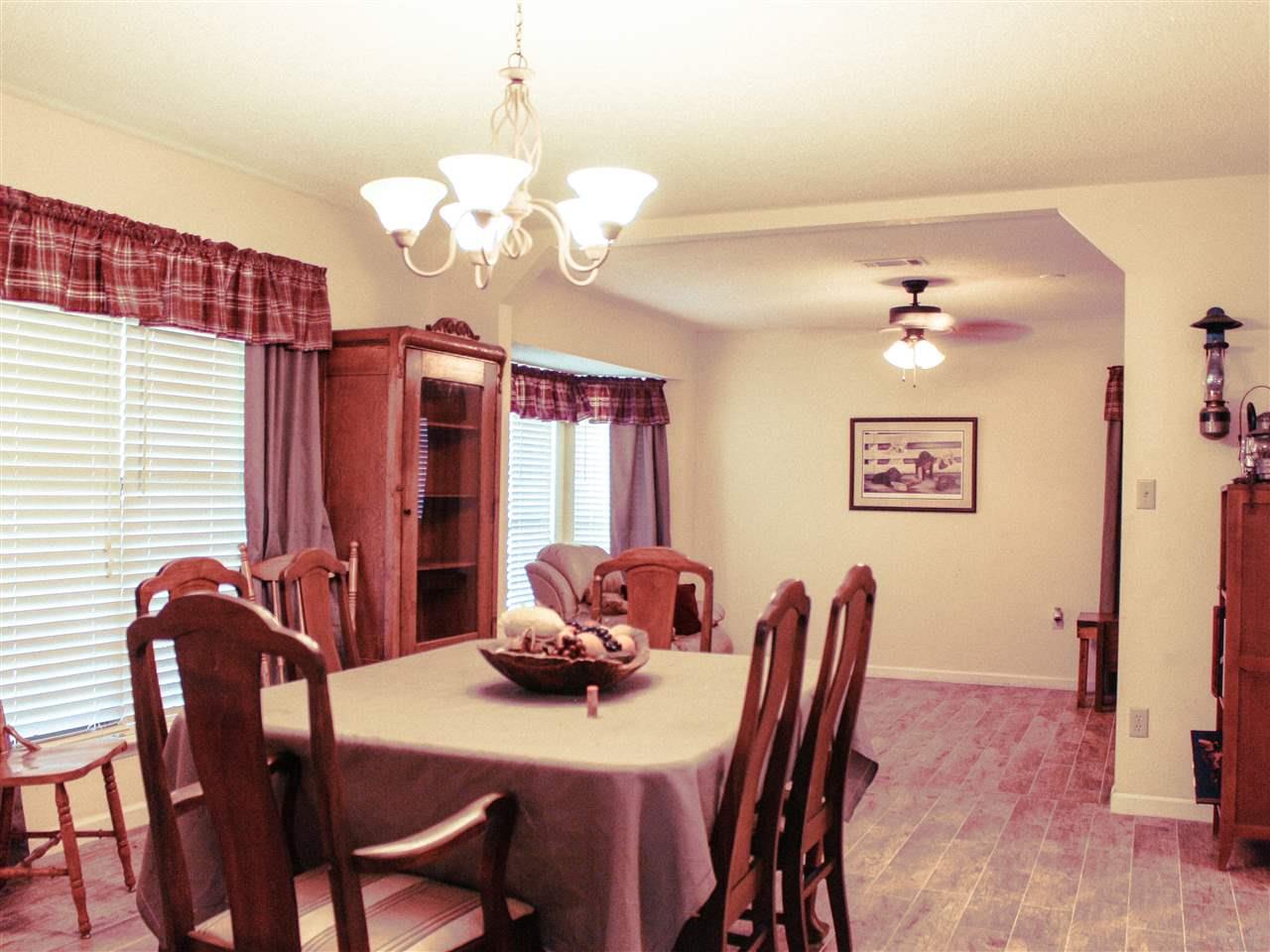2630 West Kingsfield Road Cantonment, FL 32533 - Photo 4 of 17 Gallery Image 4