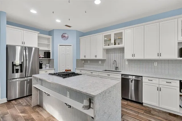 $575,000 | 3229 Gardner Oaks Lane, Lakeland, FL 33810