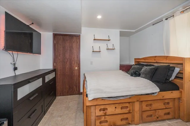 $495,000 | 9476 East Elm Road, Poplar, WI 54864