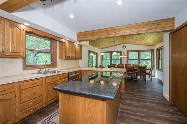 $495,000 | 9476 East Elm Road, Poplar, WI 54864