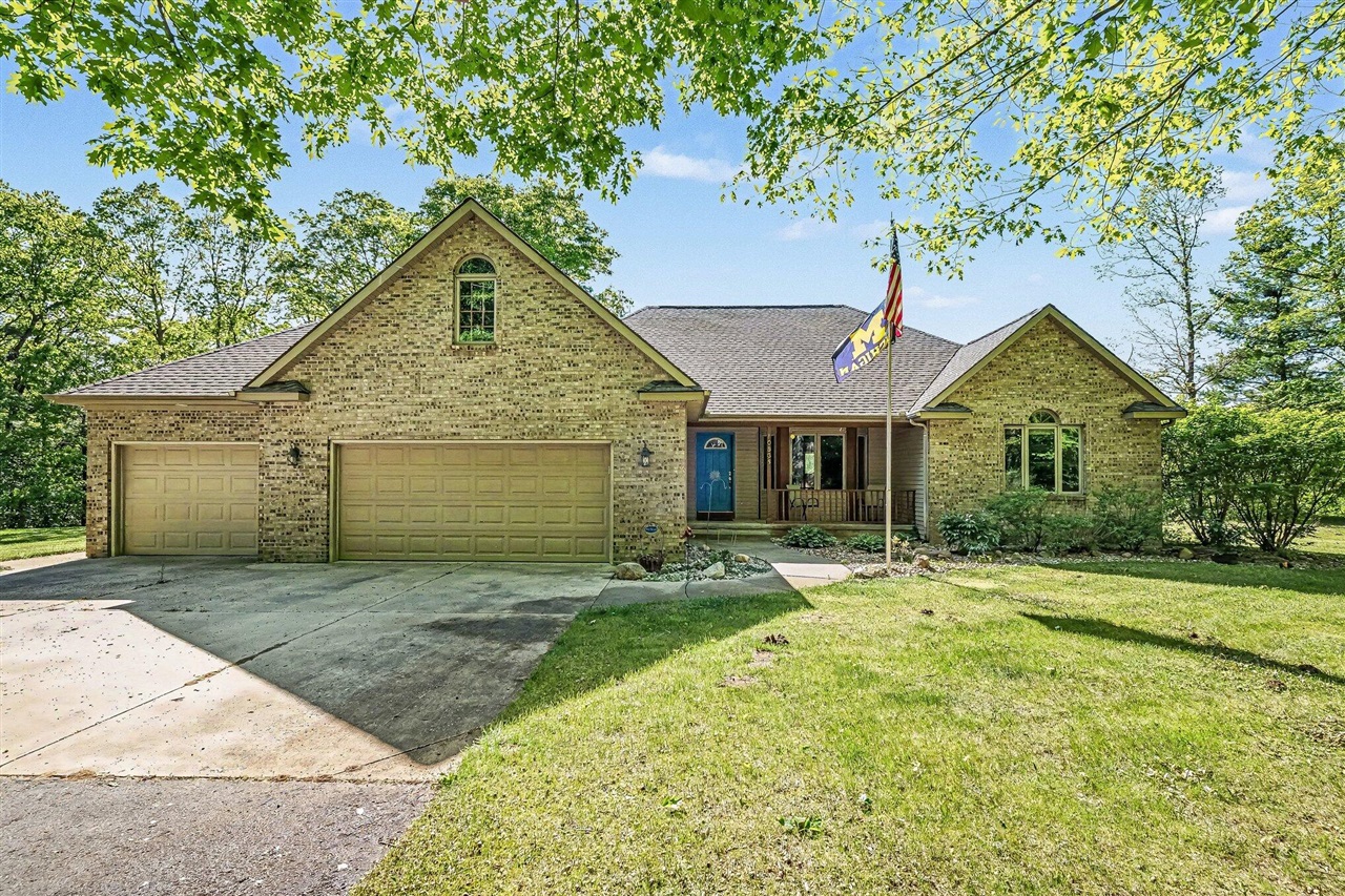 10835 Red Oak Ridge Howard City, MI 49329 - Photo 2 of 46