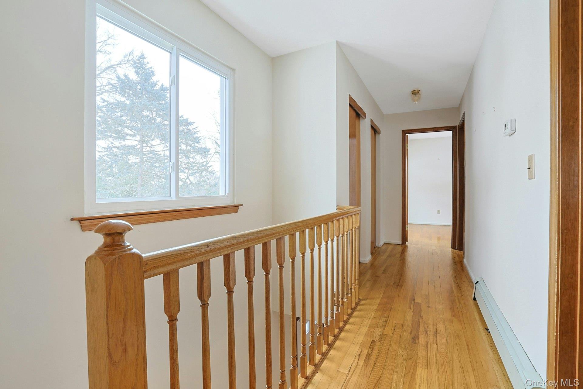 186 Rutledge Avenue Hawthorne, NY 10532 - Photo 15 of 37 2nd Floor Hallway w/Closets