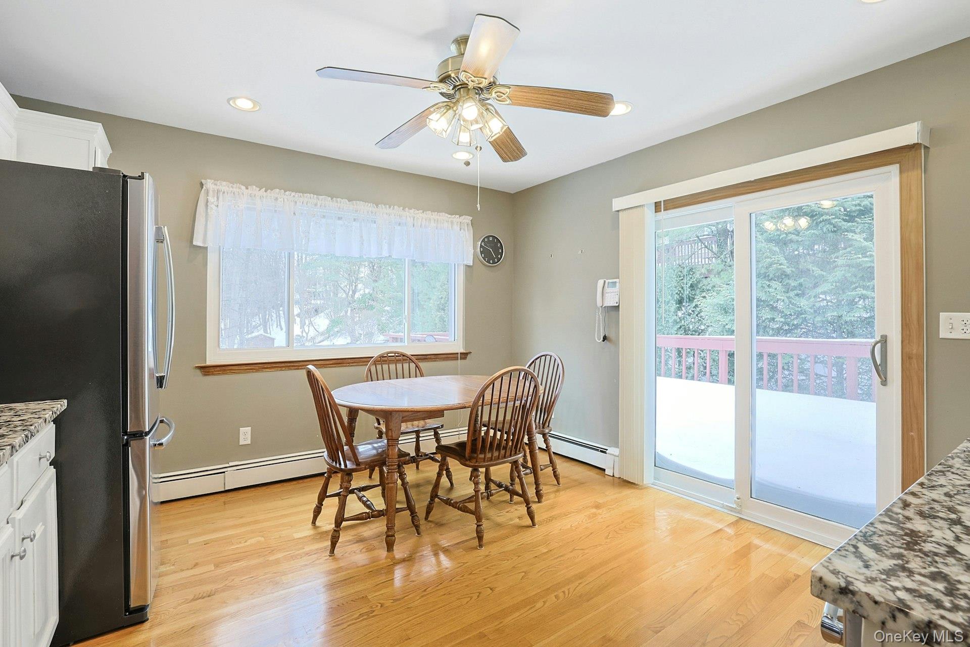 186 Rutledge Avenue Hawthorne, NY 10532 - Photo 9 of 37 Eat-In Kitchen w/Sliders to Deck