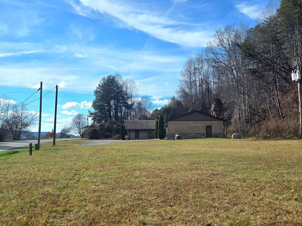 6785 Airport Road Andrews, NC 28901 - Photo 20 of 37