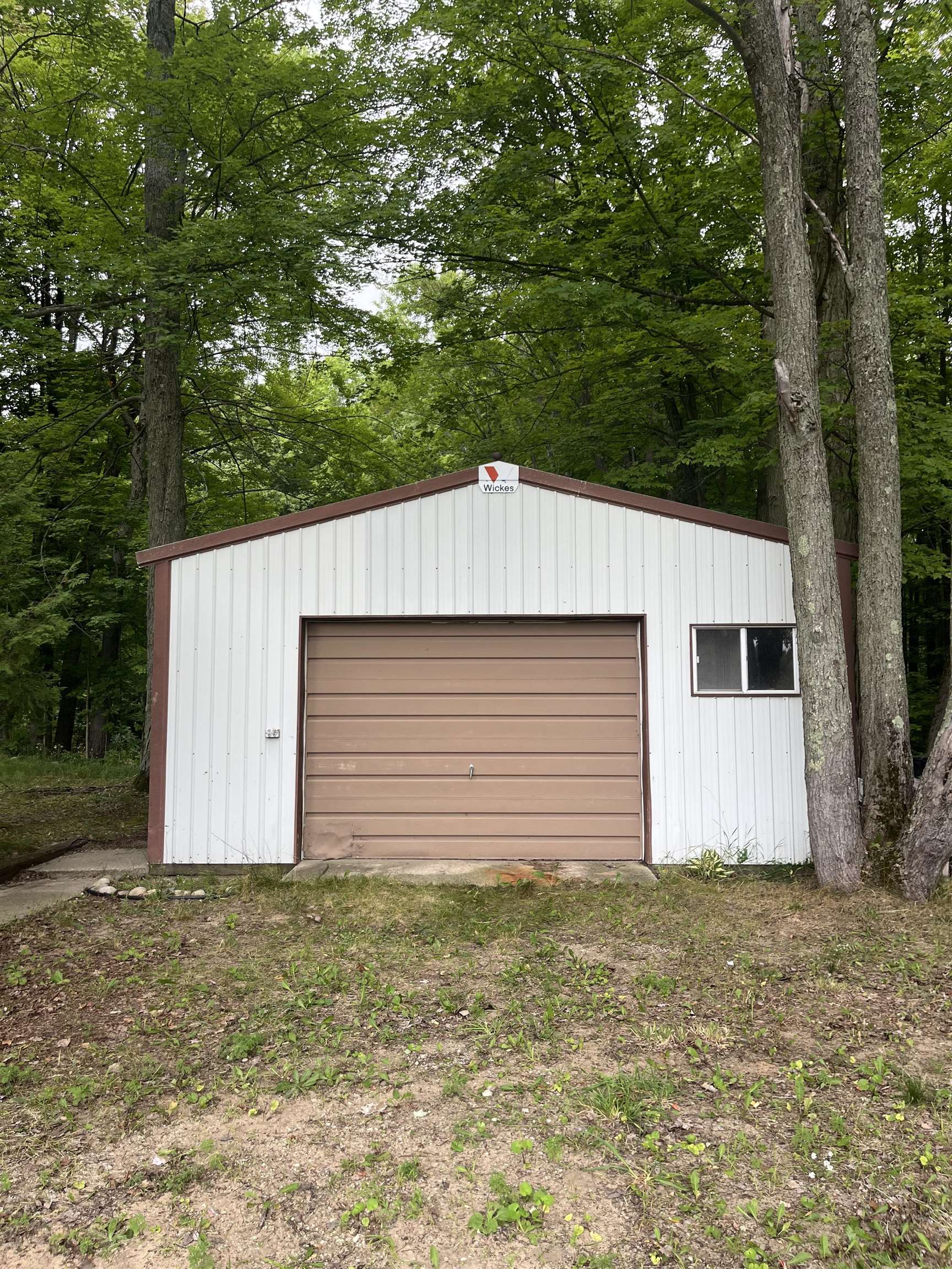 380 Thomas Road Kalkaska, MI 49646 - Photo 18 of 19 1949479-bbe5f329-423f-455e-978c-9109ca21a280.JPG