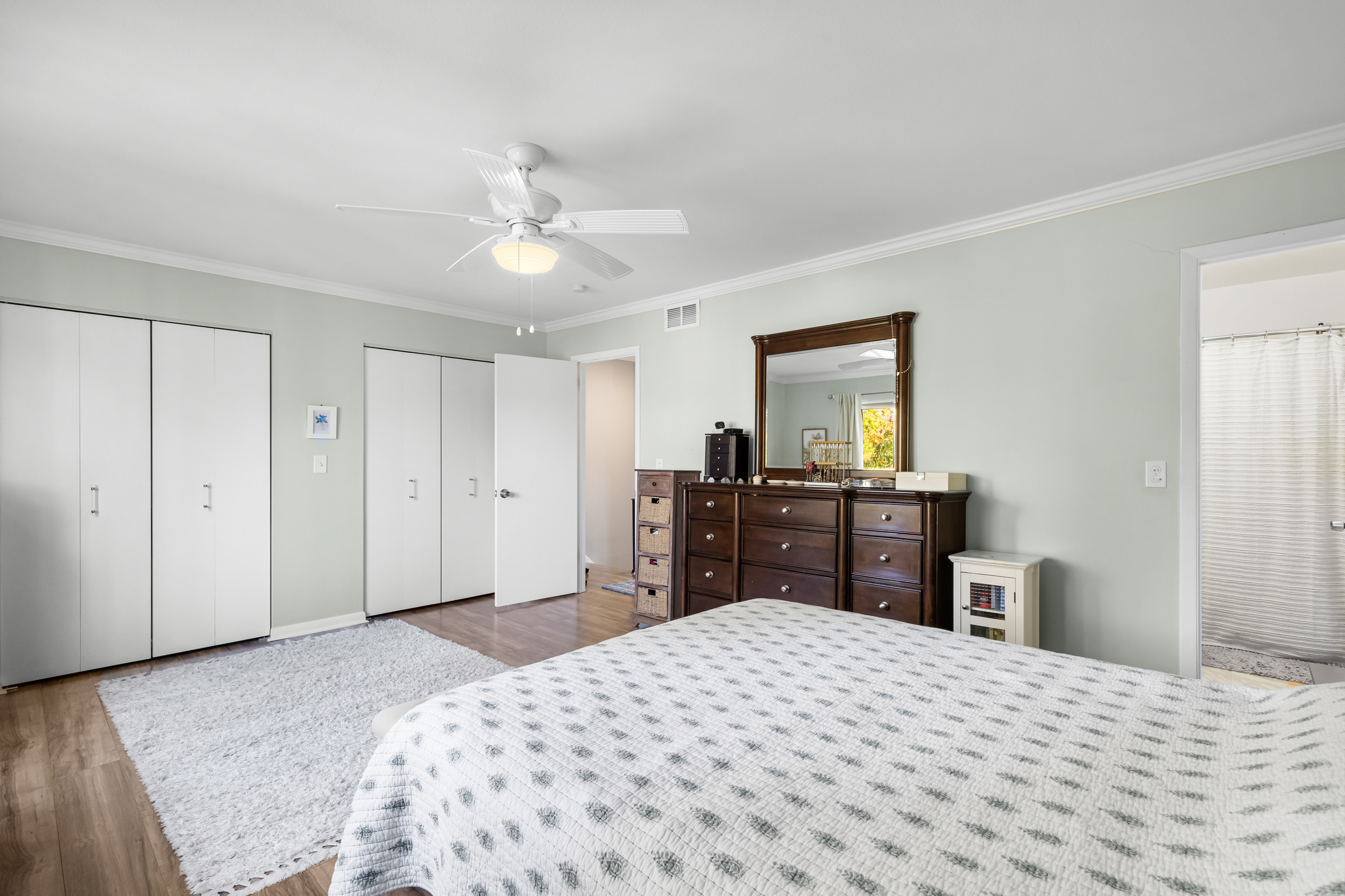 48 Randall Avenue, Unit 3 Stamford, CT 06905 - Photo 17 of 25 a bedroom with a bed and dresser