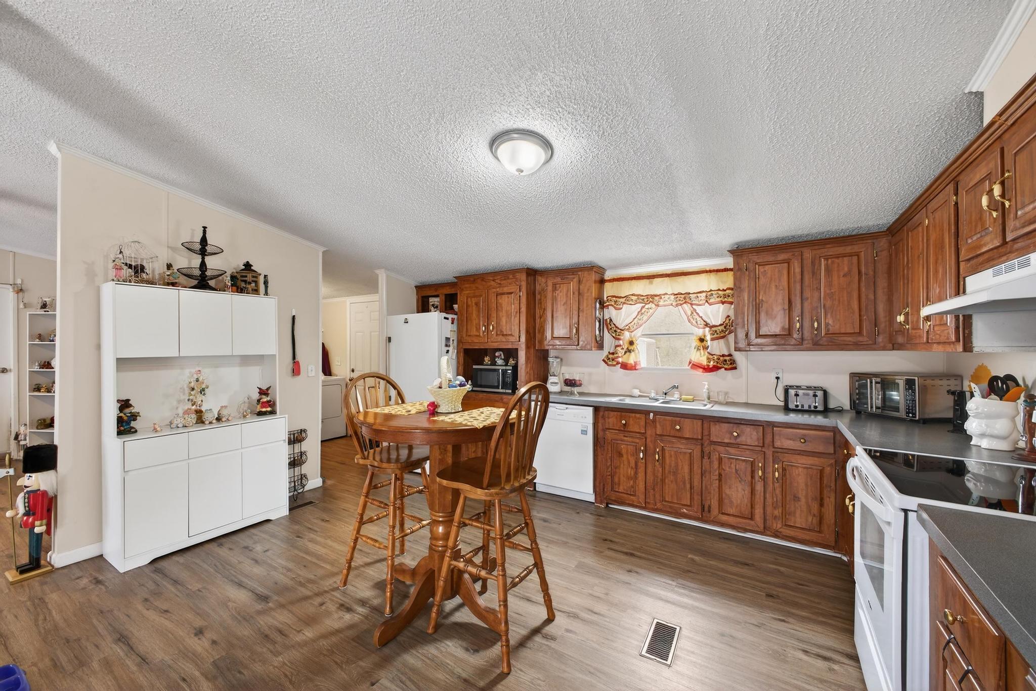 1633 Oak Ridge Club Road Windsor, SC 29856 - Photo 13 of 26