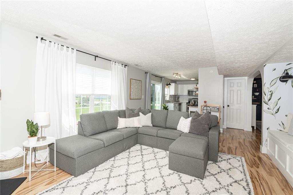 433 Zephyr Way Westfield, IN 46074 - Photo 5 of 36