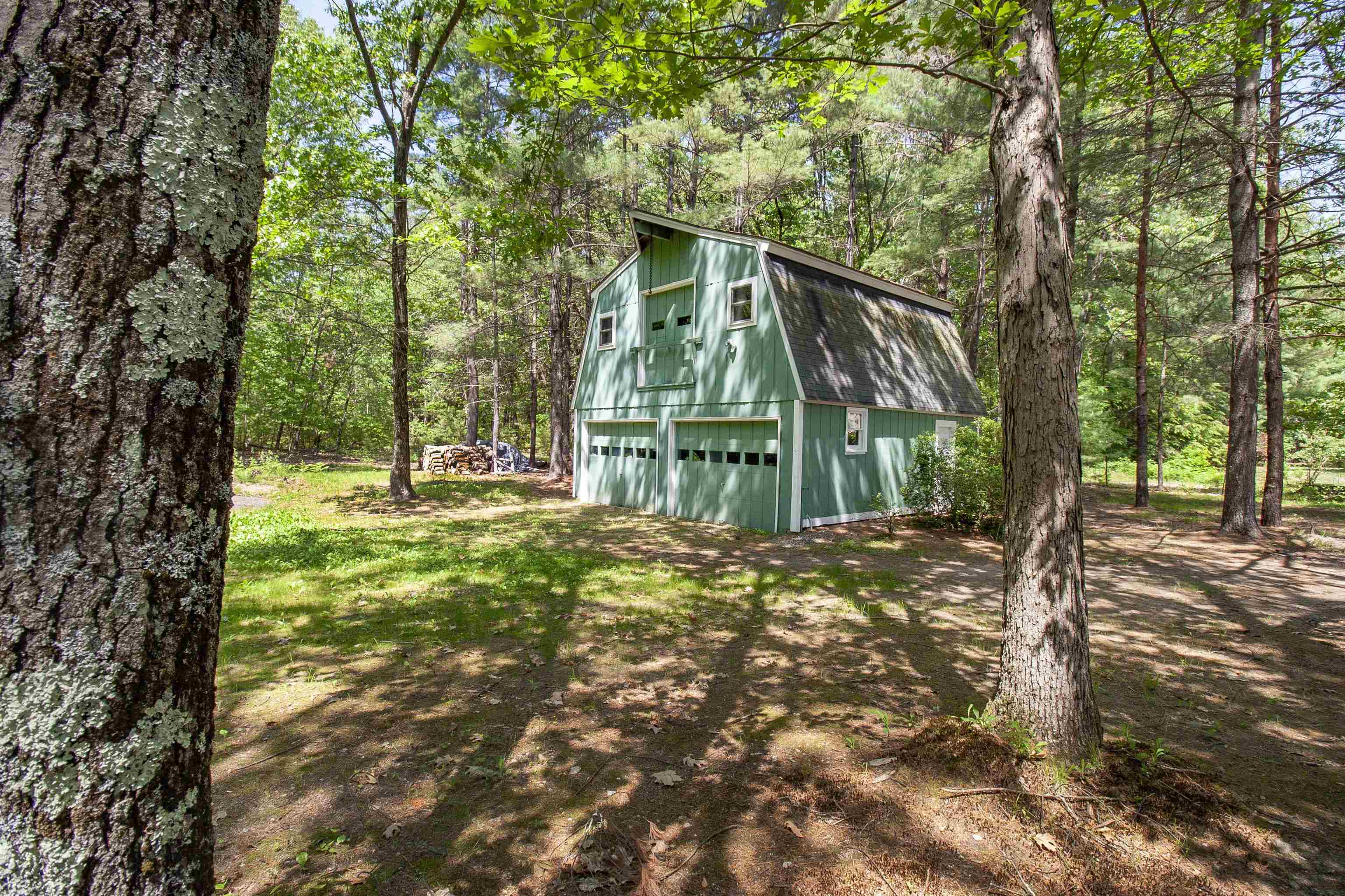 8 Hazen Road Bedford, NH 03110 - Photo 6 of 40 Gallery Image 6