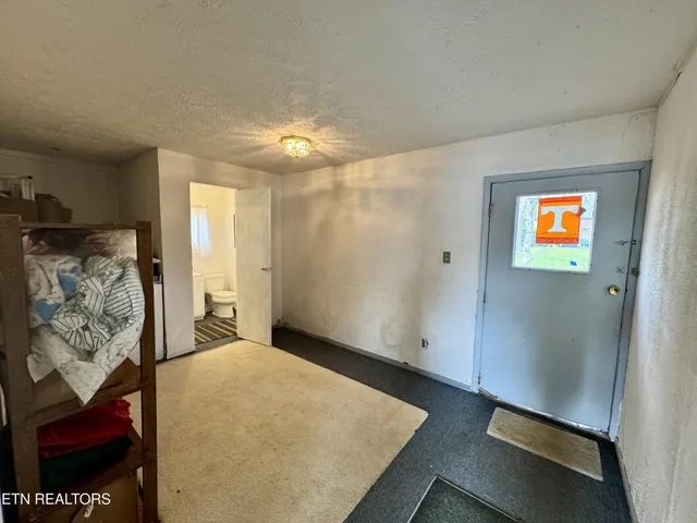 a view of a storage & utility room with washer and dryer