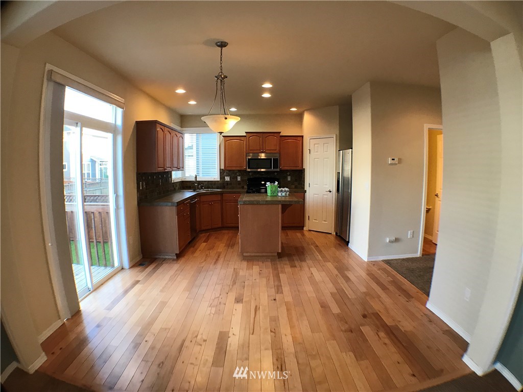 7124 Radius Loop Southeast Lacey, WA 98513 - Photo 9 of 22 Gallery Image 9
