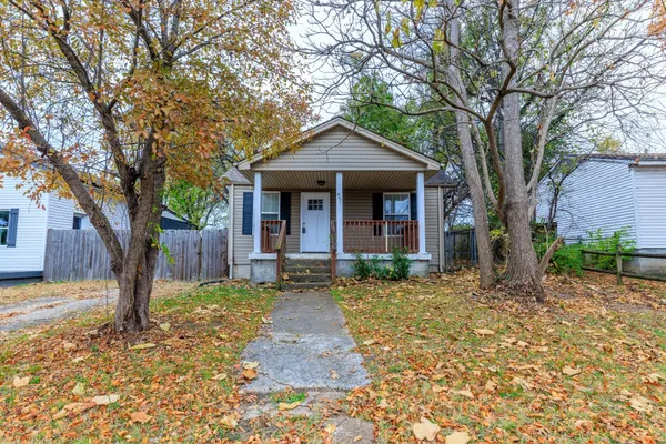 $2,300 | 891 West Sharpe Avenue, Nashville, TN 37206