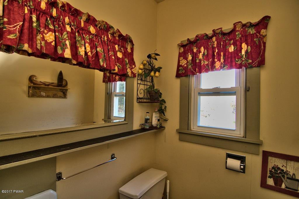 1111 Avoy Road Lakeville, PA 18438 - Photo 83 of 108