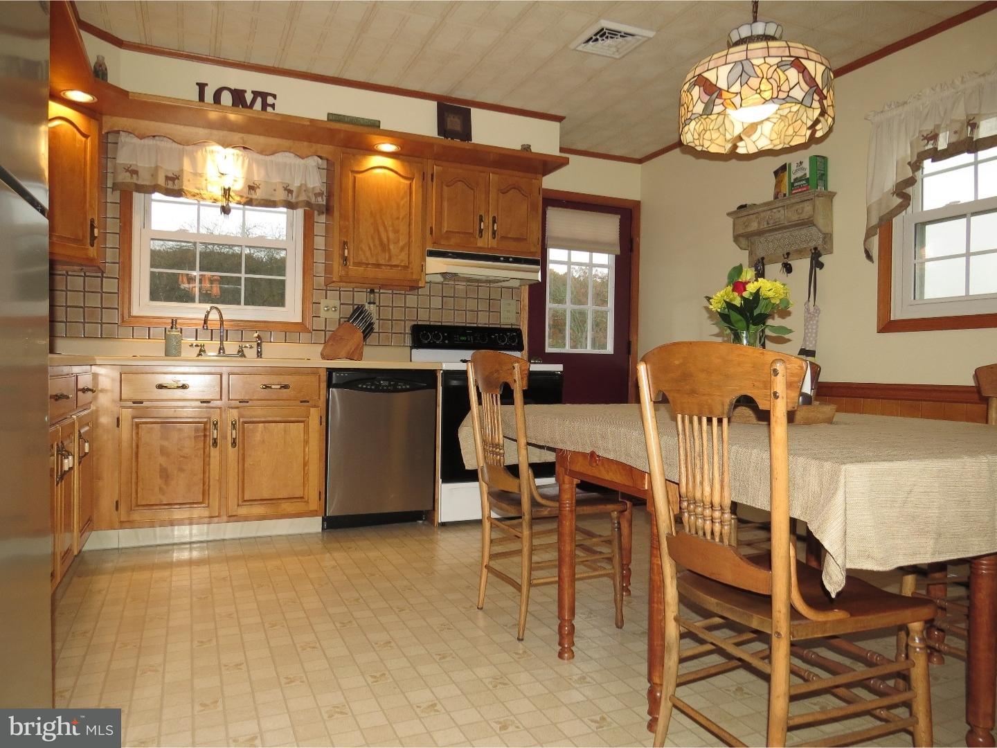32 Long Stretch Road Pine Grove, PA 17963 - Photo 6 of 25 Kitchen