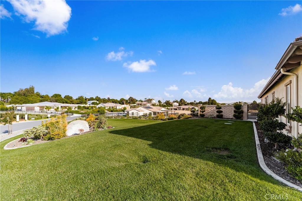 16105 Perry Heights Drive Riverside, CA 92504 - Photo 7 of 60