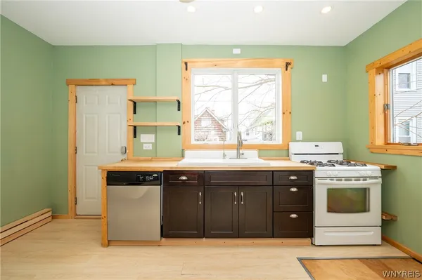 $144,000 | 330 Dearborn Street, Buffalo, NY 14207