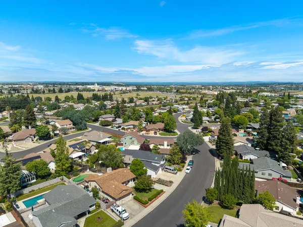 $650,000 | 617 Grider Drive, Roseville, CA 95678