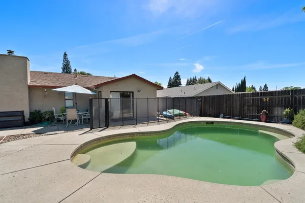 $650,000 | 617 Grider Drive, Roseville, CA 95678