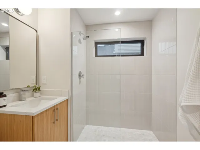 a view of a livingroom with furniture