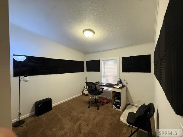 $195,000 | 1780 Whispering Pines Drive, Idaho Falls, ID 83401