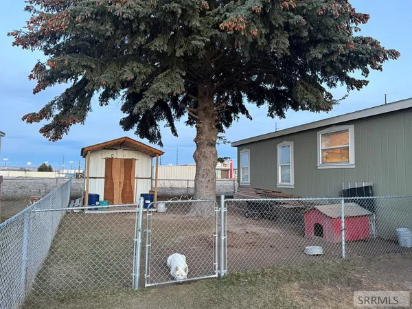 $195,000 | 1780 Whispering Pines Drive, Idaho Falls, ID 83401