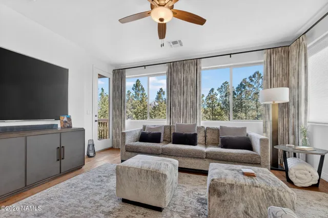 $860,000 | 382 North Moriah Drive, Flagstaff, AZ 86001