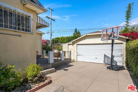 $1,749,000 | 330 North Gower Street, Los Angeles, CA 90004