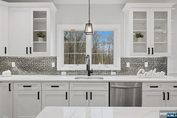 $1,399,999 | 188 Edwards Road, Parsippany, NJ 07054