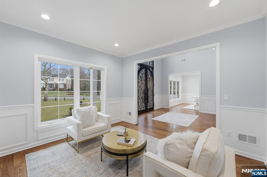 188 Edwards Road Parsippany, NJ 07054 - Photo 7 of 41 a living room with furniture and a large window