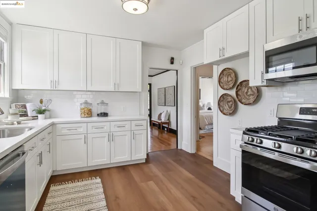 $1,220,000 | 2900 Sheffield Avenue, Oakland, CA 94602