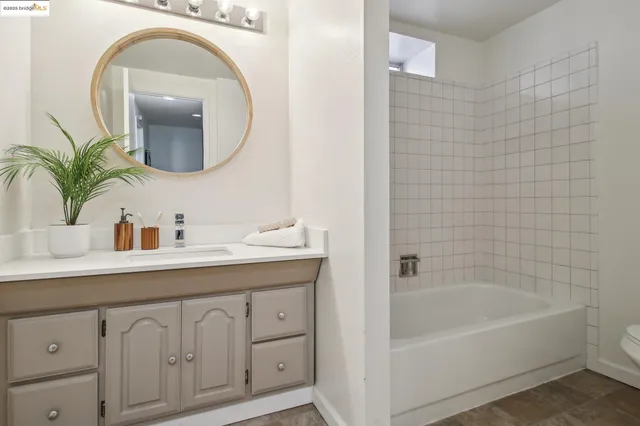 $1,220,000 | 2900 Sheffield Avenue, Oakland, CA 94602