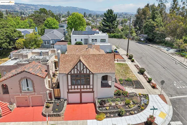 $1,220,000 | 2900 Sheffield Avenue, Oakland, CA 94602