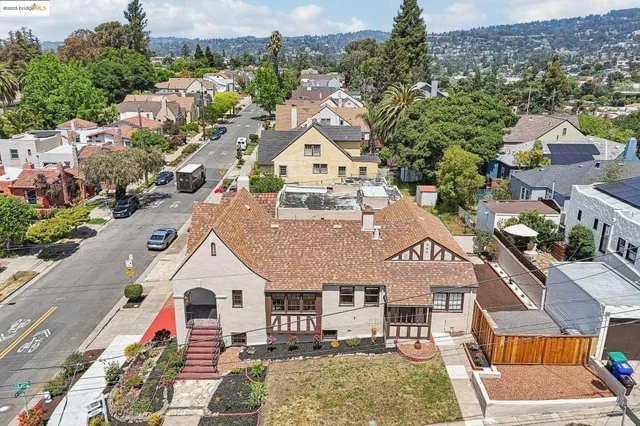 $1,220,000 | 2900 Sheffield Avenue, Oakland, CA 94602
