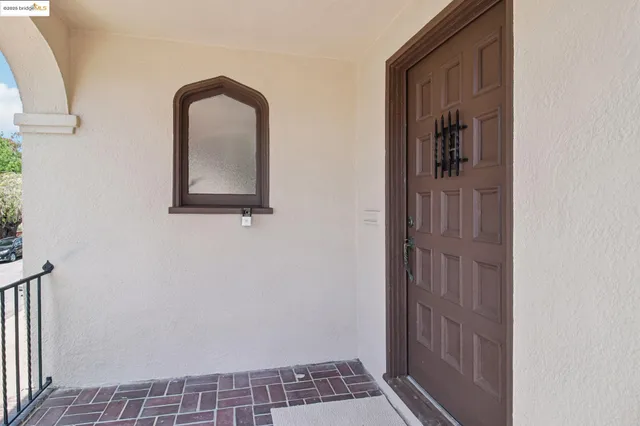 $1,220,000 | 2900 Sheffield Avenue, Oakland, CA 94602