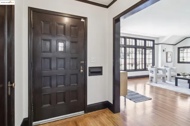 $1,220,000 | 2900 Sheffield Avenue, Oakland, CA 94602