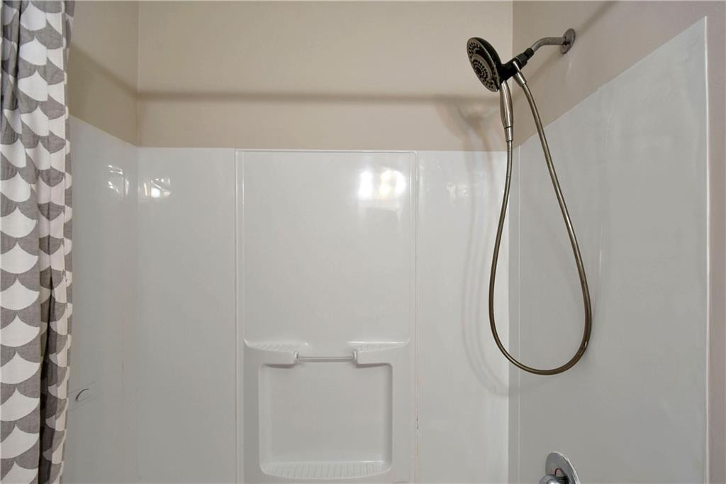 106 Dodge Road St. Simons Island, GA 31522 - Photo 17 of 24 Guest Bathroom