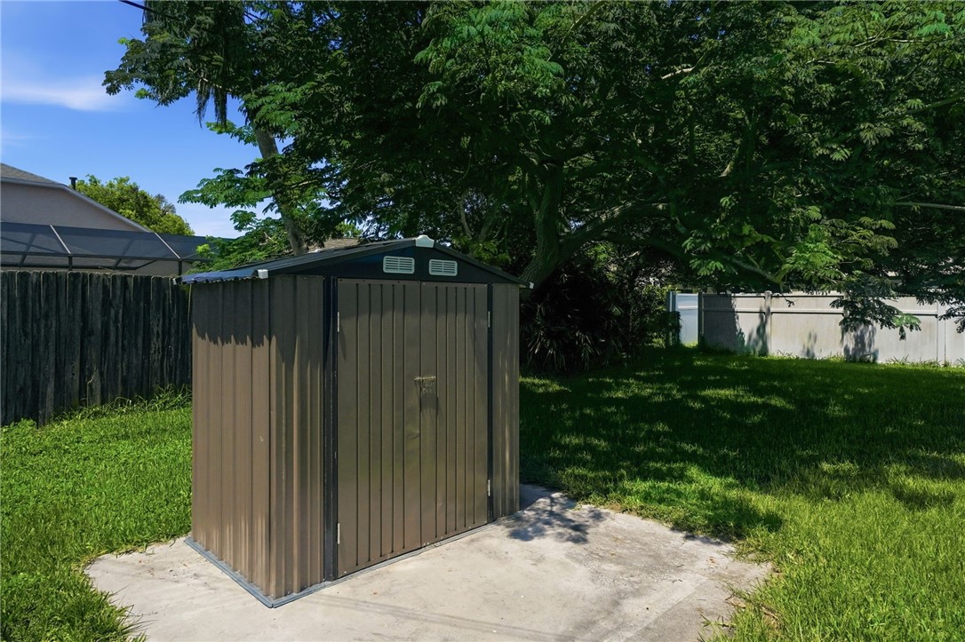 2440 Warwick Road Melbourne, FL 32935 - Photo 26 of 31 Gallery Image 26