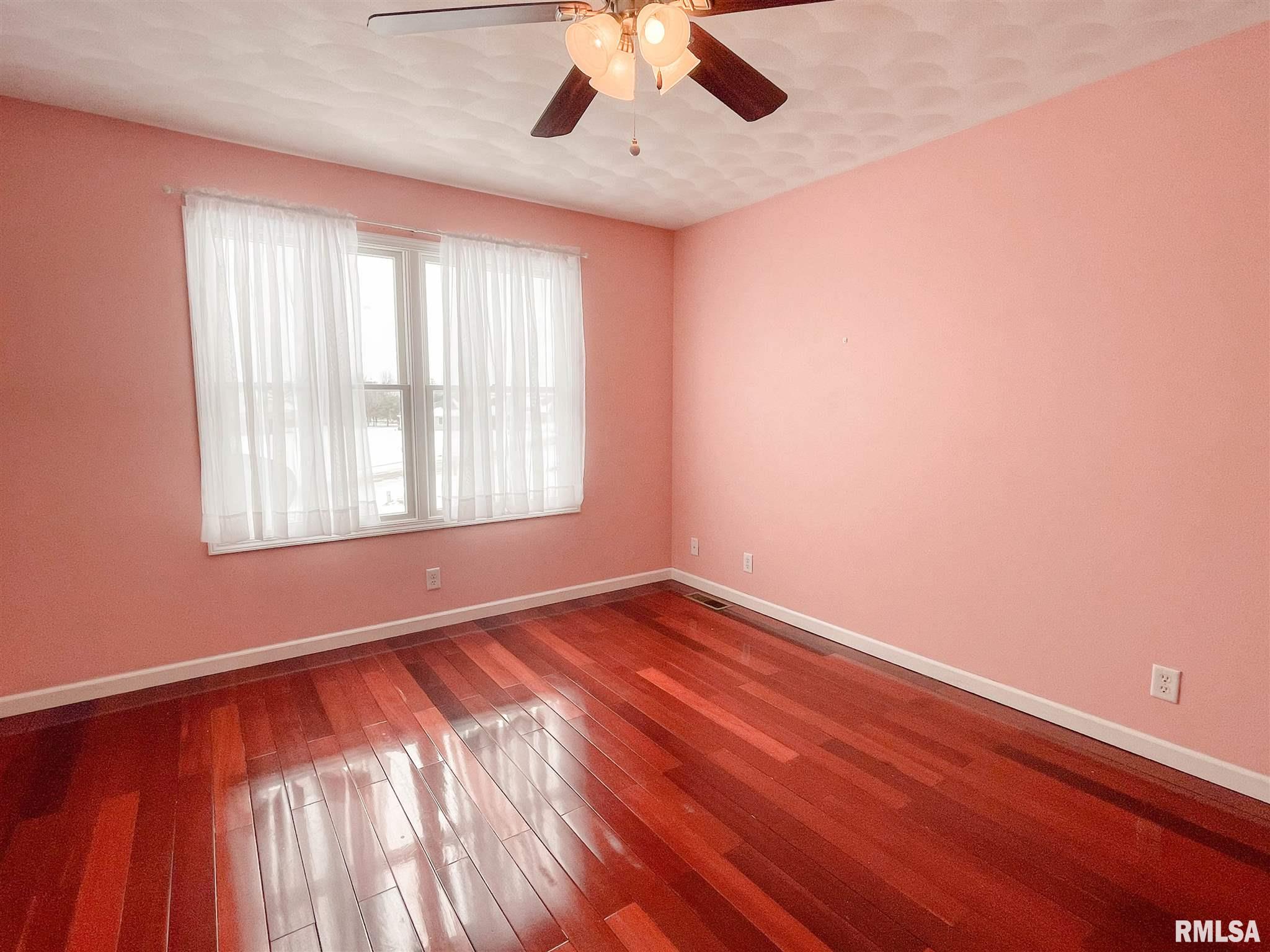 1801 Remington Road Pekin, IL 61554 - Photo 33 of 50 Gallery Image 33