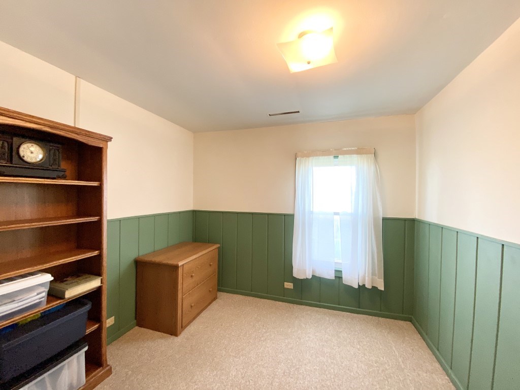 5190 East Monroe Road Breckenridge, MI 48615 - Photo 13 of 22 1875889-12.JPG