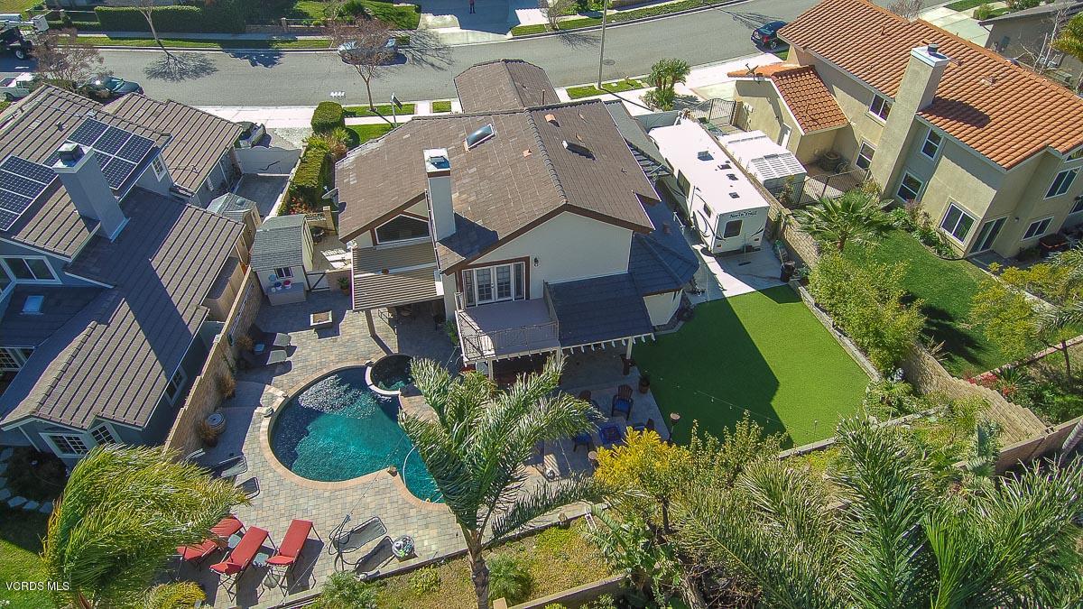 6063 Buffalo Street Simi Valley, CA 93063 - Photo 3 of 42 6063Buffalo-7