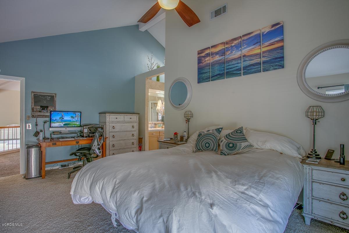 6063 Buffalo Street Simi Valley, CA 93063 - Photo 25 of 42 6063Buffalo-41