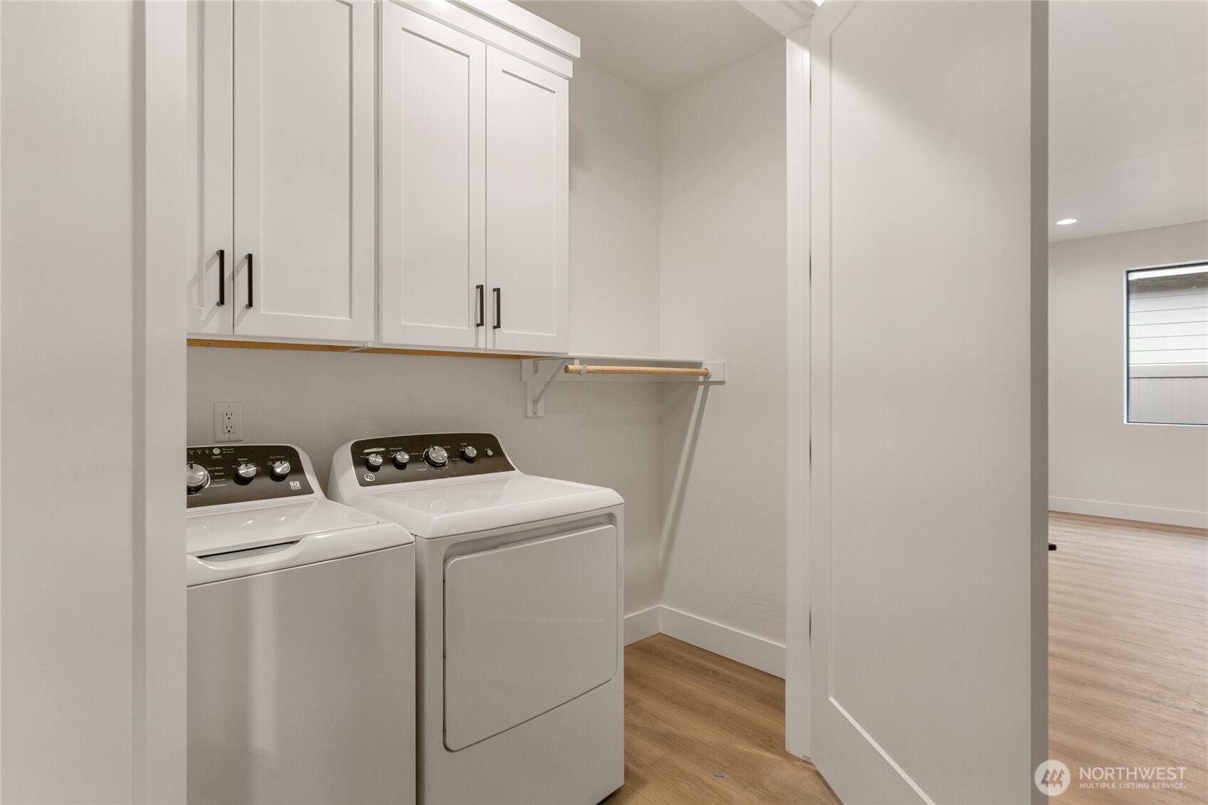 562 South Oasis Loop East Wenatchee, WA 98802 - Photo 13 of 25