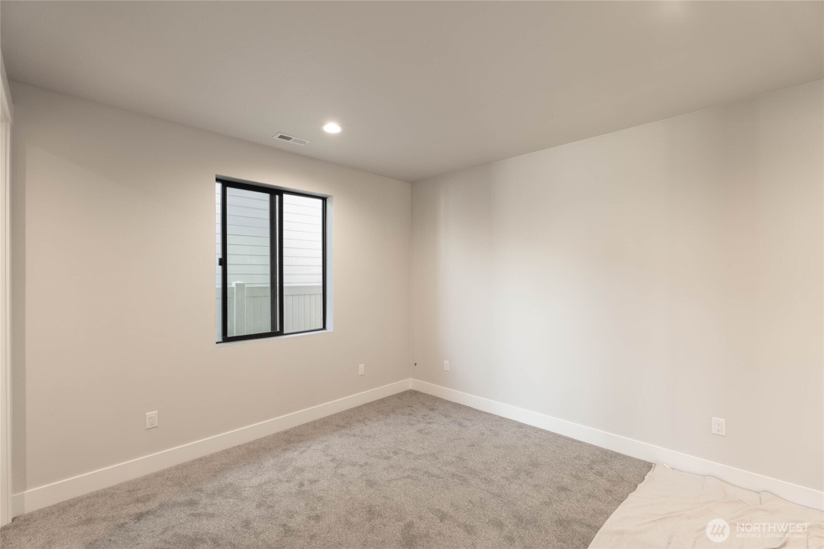 562 South Oasis Loop East Wenatchee, WA 98802 - Photo 21 of 25