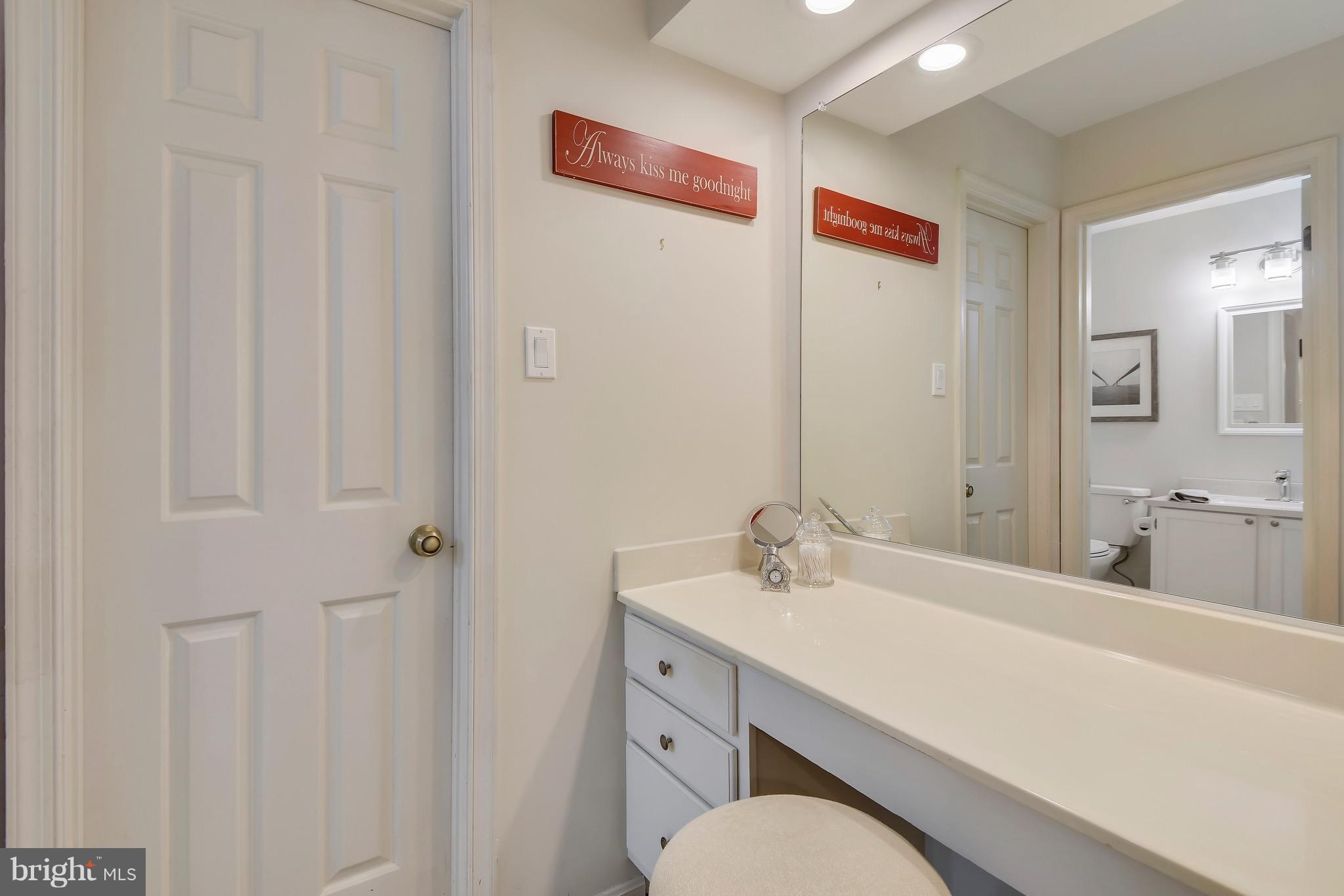 301 Canterfield Road Annapolis, MD 21403 - Photo 19 of 29 Master dressing area/walk in closet thru door
