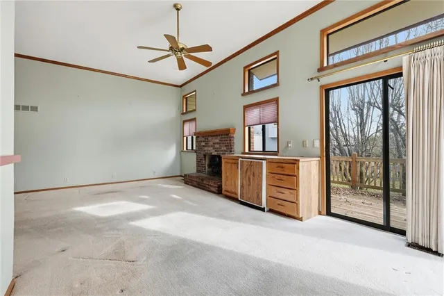 $385,000 | 15801 Dearborn Street, Overland Park, KS 66223