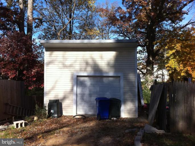 11219 Midvale Road Kensington, MD 20895 - Photo 6 of 7 Garage 2