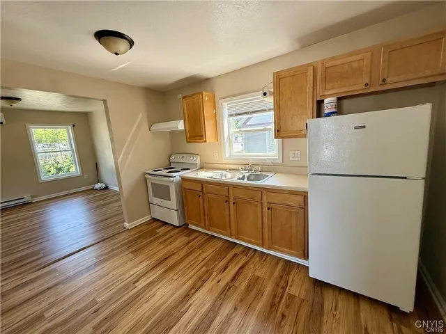 $1,025 | 222 Upstairs Academy Street, Watertown, NY 13601